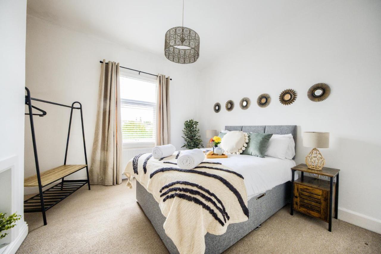 Holiday home Fashionable House, Centre, Free Parking, Sleeps 4, By Empower Homes Coventry